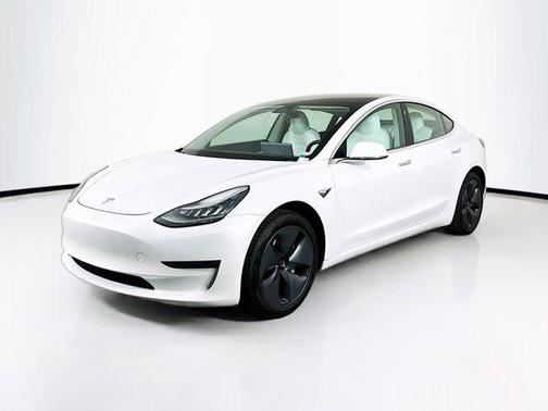 2020 Tesla Model 3 Standard Range Plus