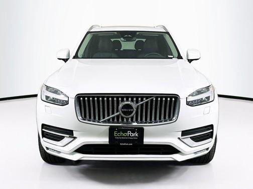 2025 Volvo XC90 B6 Plus 7-Seater