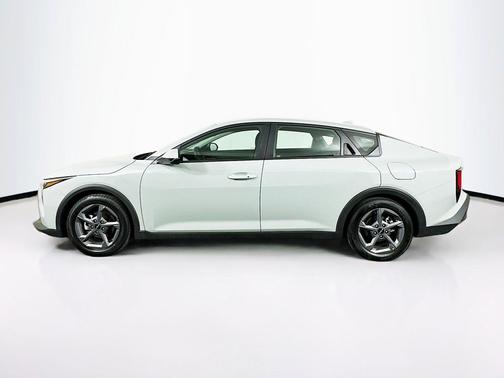 Morning Haze 2025 Kia K4 LXS
