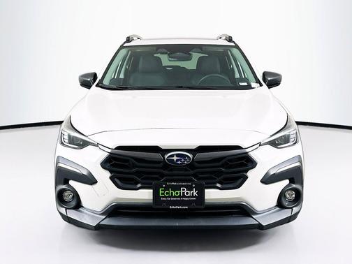 Crystal White Pearl 2024 Subaru Crosstrek Limited