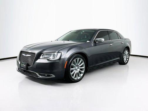 Granite Crystal Metallic Clearcoat 2019 Chrysler 300 Limited