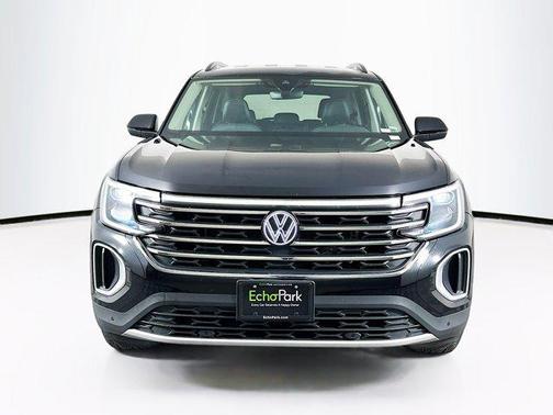 2024 Volkswagen Atlas 2.0T SE w/Technology 4MOTION