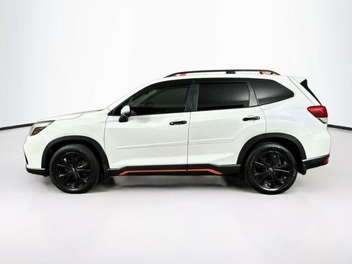 Crystal White Pearl 2020 Subaru Forester Sport