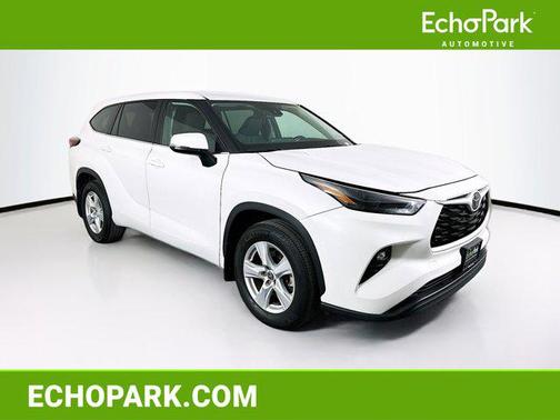 2024 Toyota Highlander LE