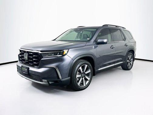Sonic Gray Pearl 2025 Honda Pilot Elite