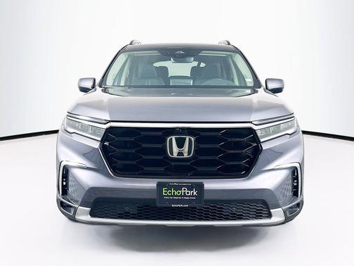 Sonic Gray Pearl 2025 Honda Pilot Elite