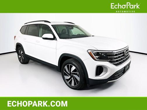 Pure White 2025 Volkswagen Atlas 2.0T SE w/Technology 4MOTION