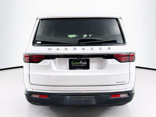 2022 Jeep Wagoneer Series II 4x2