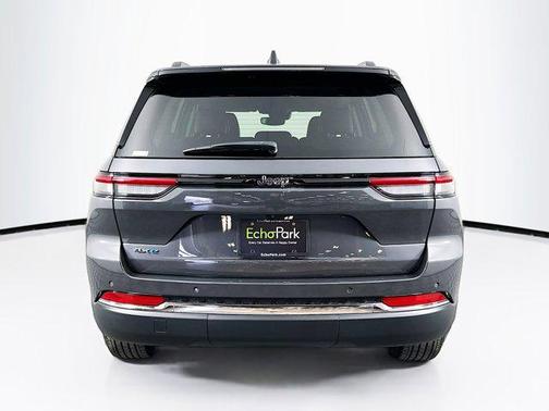 2022 Jeep Grand Cherokee 4xe Base