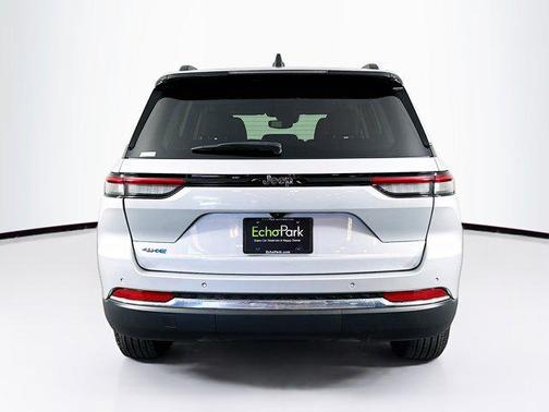Silver Zynith 2022 Jeep Grand Cherokee 4xe Base