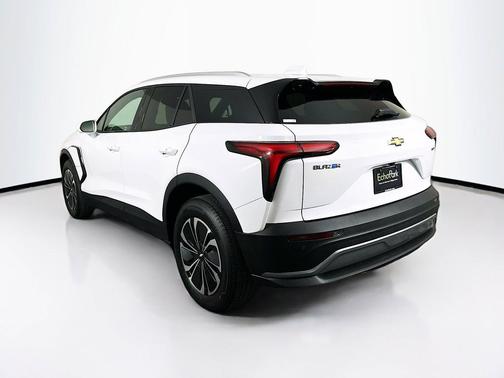 Summit White 2024 Chevrolet Blazer EV eAWD LT