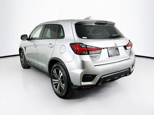 2025 Mitsubishi Outlander Sport SE