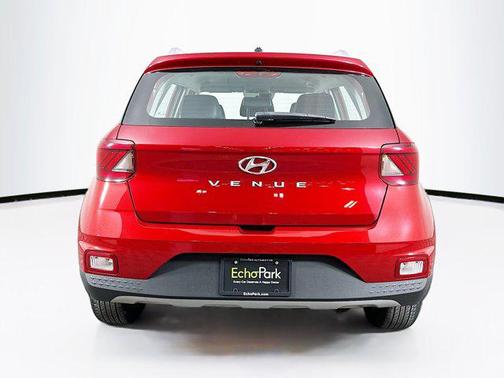 2024 Hyundai VENUE Limited