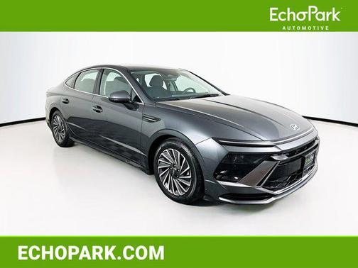 2025 Hyundai SONATA Hybrid SE