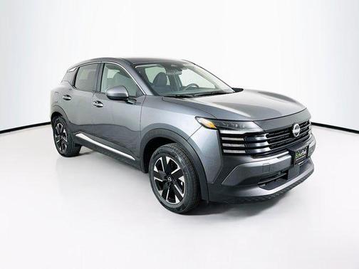 Gun Metallic 2025 Nissan Kicks SV