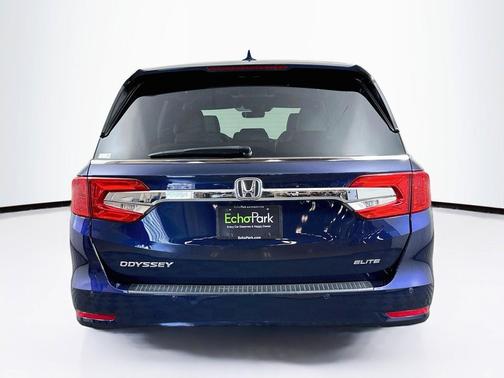 Obsidian Blue Pearl 2019 Honda Odyssey Elite