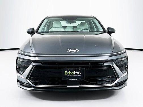 2025 Hyundai SONATA Hybrid SE