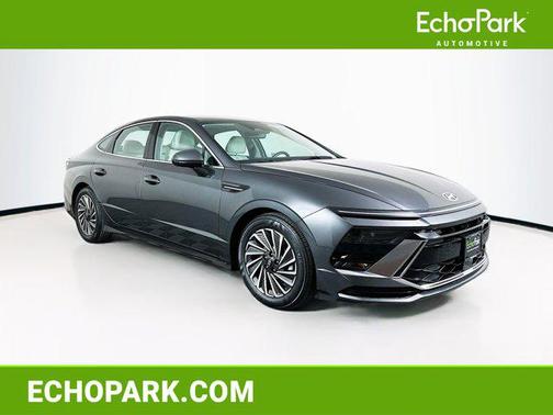 2025 Hyundai SONATA Hybrid SE