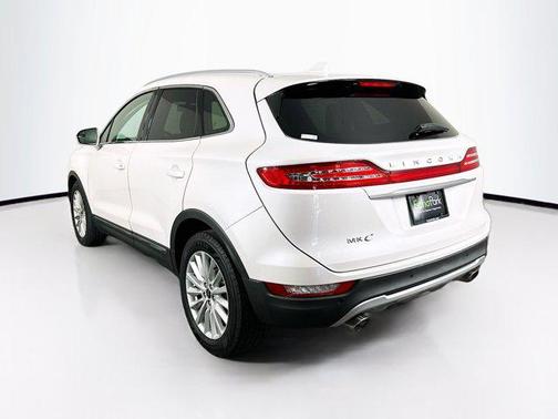 White Platinum Metallic Tri-Coat 2019 Lincoln MKC Standard