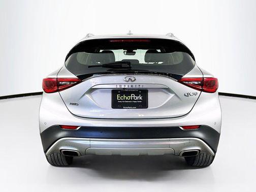2019 INFINITI QX30 ESSENTIAL
