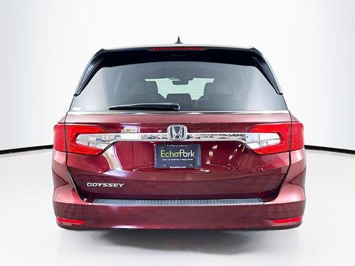 Deep Scarlet Pearl 2020 Honda Odyssey EX-L