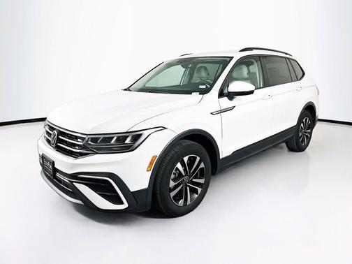 Pure White 2023 Volkswagen Tiguan 2.0T S