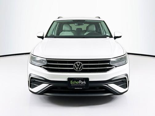 Pure White 2023 Volkswagen Tiguan 2.0T S