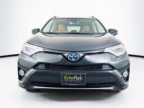 2017 Toyota RAV4 Hybrid SE