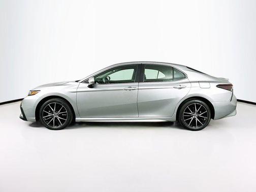 Celestial Silver Metallic 2024 Toyota Camry SE