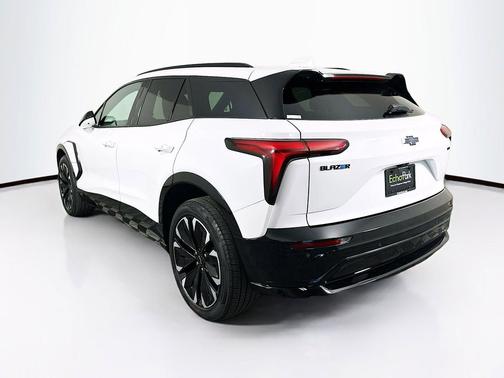 Summit White 2024 Chevrolet Blazer EV eAWD RS