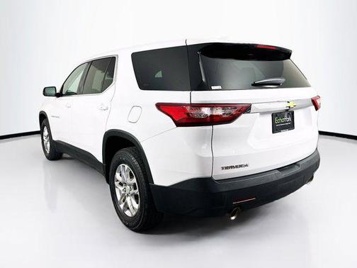 Summit White 2020 Chevrolet Traverse LS
