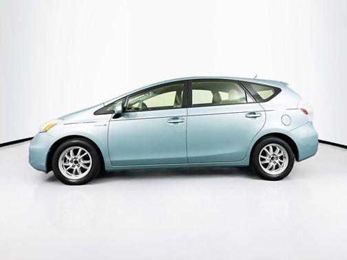 2014 Toyota Prius v Two