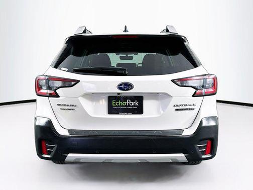 2020 Subaru Outback Touring XT