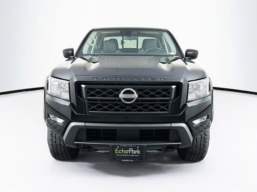 Super Black 2024 Nissan Frontier SV