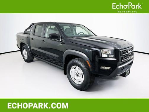 Super Black 2024 Nissan Frontier SV