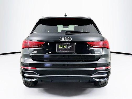 2023 Audi Q3 Premium 45 TFSI S line quattro Tiptronic