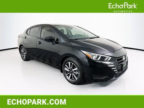 Super Black 2024 Nissan Versa 1.6 SV
