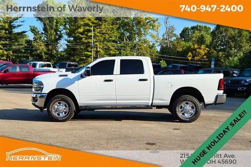 2025 RAM 2500 Tradesman Crew Cab 4x4 6'4' Box