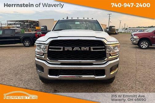 2024 RAM 2500 Tradesman Crew Cab 4x4 6'4' Box