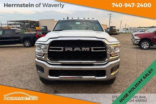 2024 RAM 2500 Tradesman Crew Cab 4x4 6'4' Box