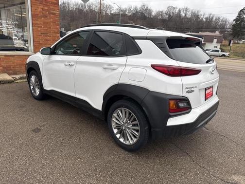 2021 Hyundai KONA SEL