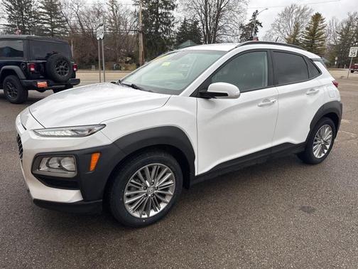 2021 Hyundai KONA SEL