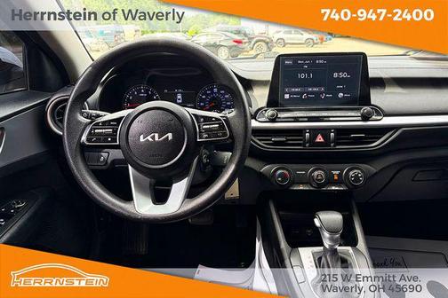 Snow White Pearl 2023 Kia Forte LXS