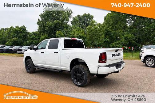 Bright White Clearcoat 2026 RAM 2500 Black Express Crew Cab 4x4 6'4' Box