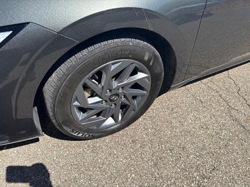 Amazon Gray 2024 Hyundai ELANTRA SEL