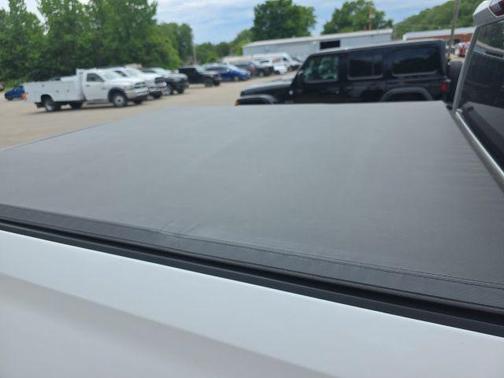 Summit White 2023 Chevrolet Silverado 1500 Custom