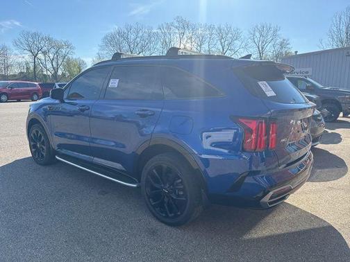 Sapphire Blue 2022 Kia Sorento SX