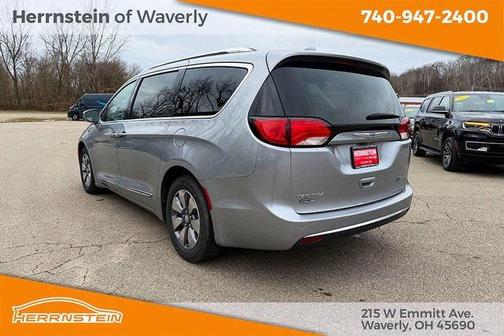 2018 Chrysler Pacifica Hybrid Limited