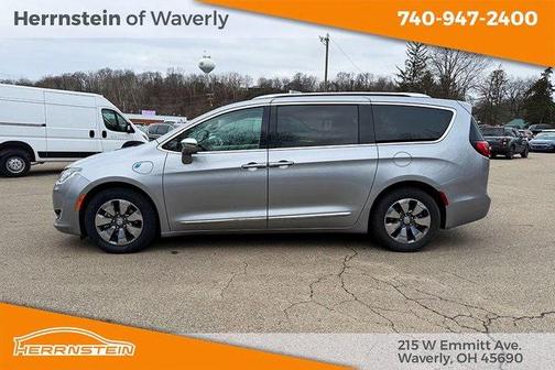 2018 Chrysler Pacifica Hybrid Limited