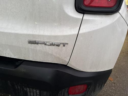 2022 Jeep Renegade Sport